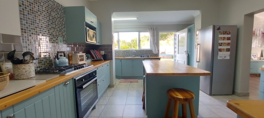 3 Bedroom Property for Sale in Albertinia Western Cape